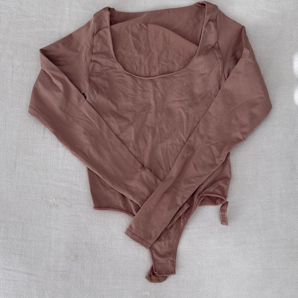 SKIMS Mauve Long Sleeve Scoop Neck Bodysuit